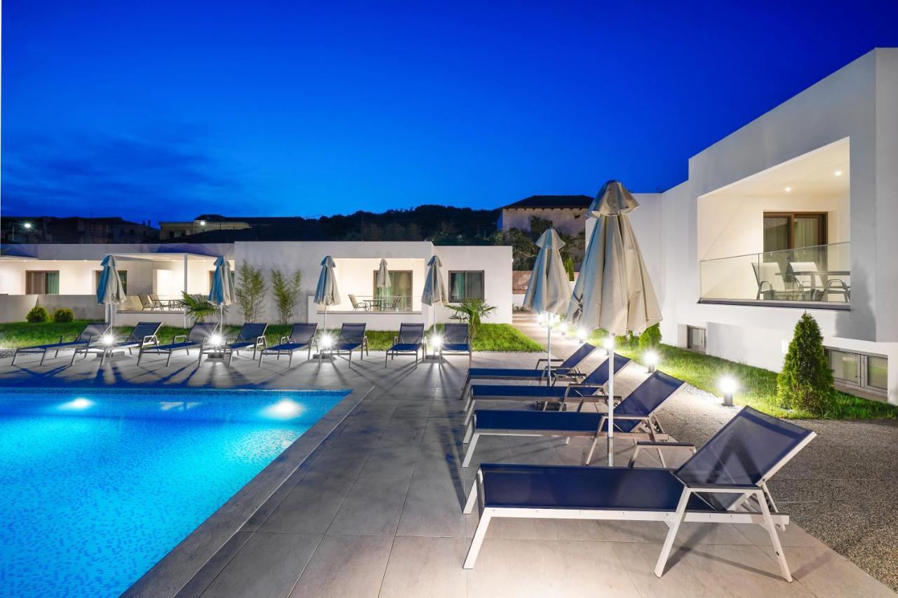 Encanto Village -Apartments Potos Exteriér fotografie